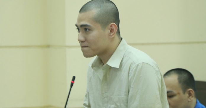 11 bị cáo 'khiêng quan tài diễu phố trước chợ