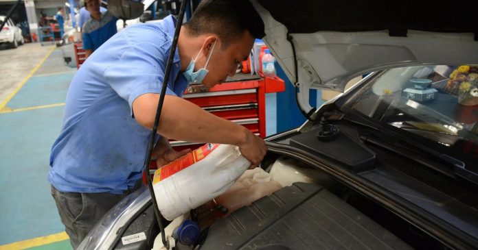 5 cách chăm ô tô 'lợi bất cập hại', người