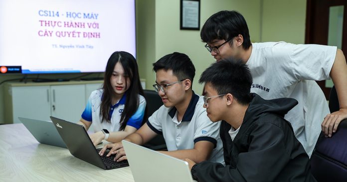 Chỉ tiêu tuyển sinh đại học sẽ gắn với chất