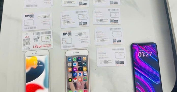 Giả mạo nhà xe bán vé tết, lừa đảo chiếm