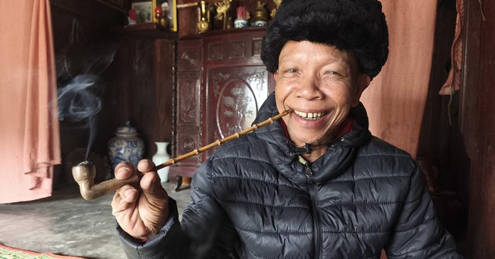 Người cuối cùng nặn tẩu gốm Pa Kôh
