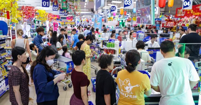 Nỗ lực bình ổn giá hàng tết