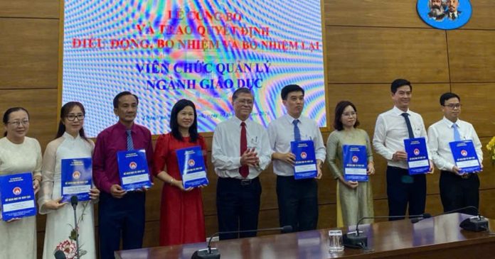 Sở GD-ĐT TP.HCM bổ nhiệm hiệu trưởng nhiều trường THPT